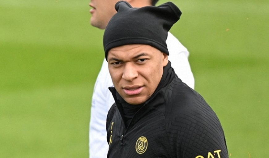 مدرب بايرن ميونخ: سان جيرمان يلعب "البوكر" ومبابي لن يغيب