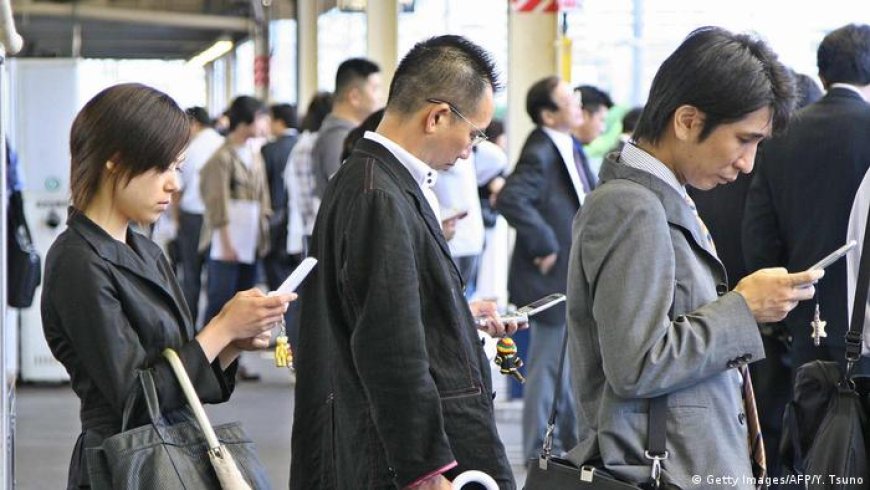 هجوم التكنولوجيا.. هل تشعر بالضياع بدون هاتفك؟