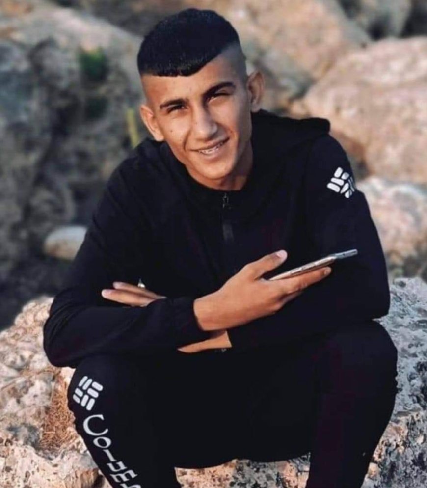 استشهاد الشاب محمود ماجد محمد العايدي ( ١٧ عاماً)، متأثراً بجراحه