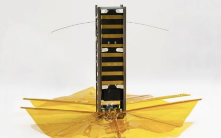 قمر صناعي بقيمة 10000 دولار مصنوع من بطاريات AA يمكن أن يساعد في تقليل الحطام الفضائي