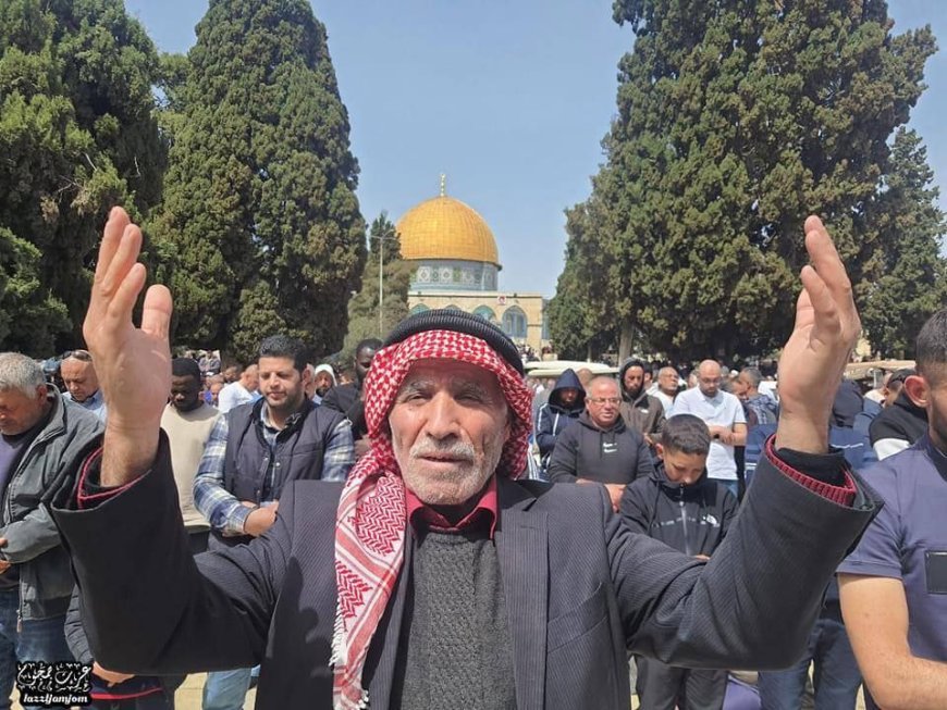 صور: 100 ألف مصلٍ أدوا صلاة الجمعة الأولى من شهر رمضان في المسجد الأقصى