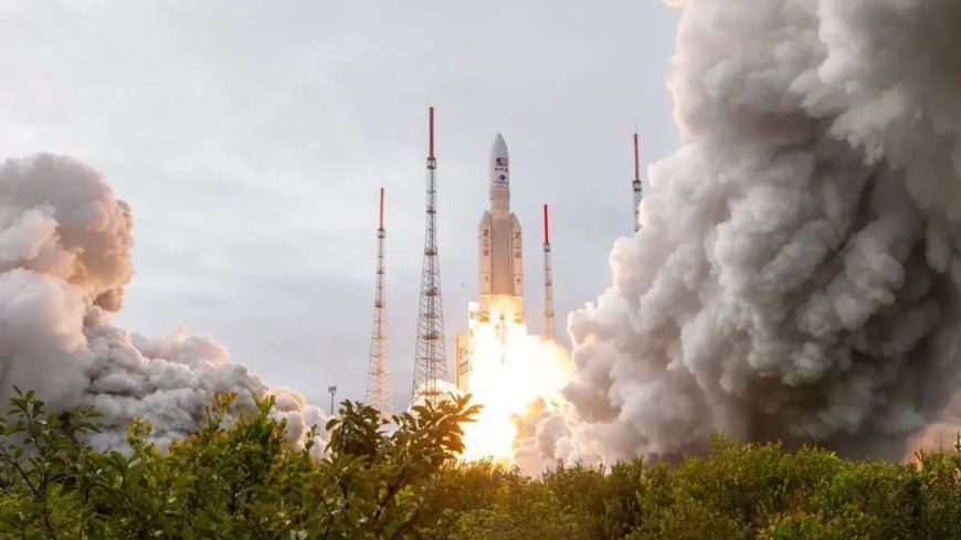 أطلقت وكالة الفضاء الأوروبية مهمة كوكب المشتري JUICE ، وهي أول مسبار يدور حول قمر كوكب آخر