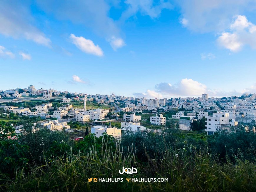 بالصور: اجواء مدينة حلحول مساء يوم الجمعة 28 أبريل