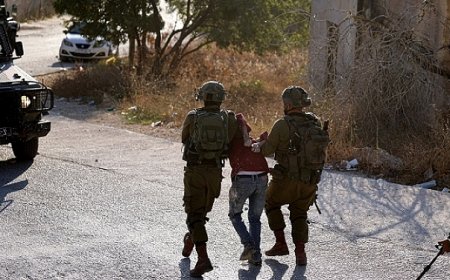 حملة اعتقالات واسعة بالضفة طالت قادة من حماس