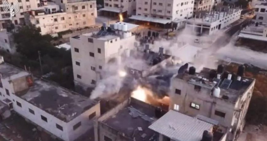 قوات الاحتلال تفّجر منزل عائلة أسير في مخيم شعفاط بالقدس المحتلة