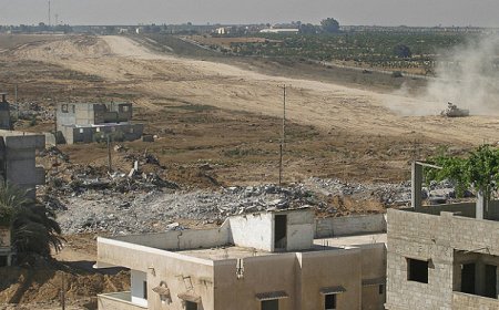 إسرائيل تنفذ أعمال بناء بقطاع غزة تدل على نية لاحتلاله لفترة طويلة